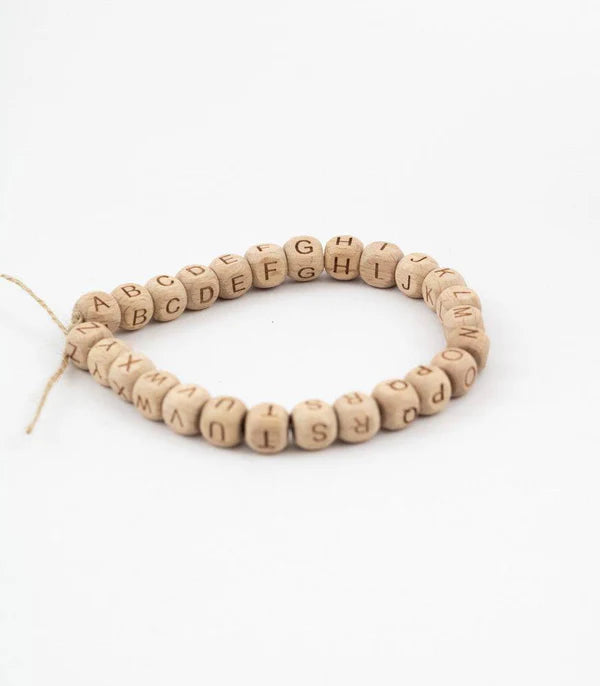 Perline con lettere in legno di faggio 12mm